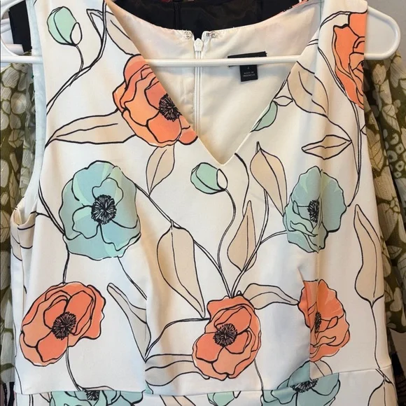 Ann Taylor Elegant White dress - Picture 3 of 3